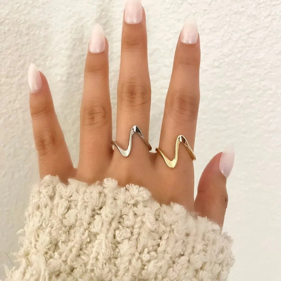 925 Sterling Silver Dainty Minimalist Wave Ring Stackable Thin Wave Ring - Picture 2 of 6